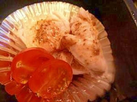 お弁当に！鶏胸肉とミニトマトの醤油ドレッシングがけ